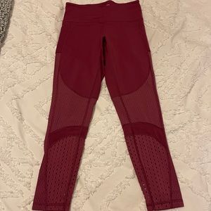 Victoria’s Secret knockout mesh pocket legging